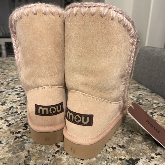 Mou Shearling Tan Boots - Picture 3 of 5